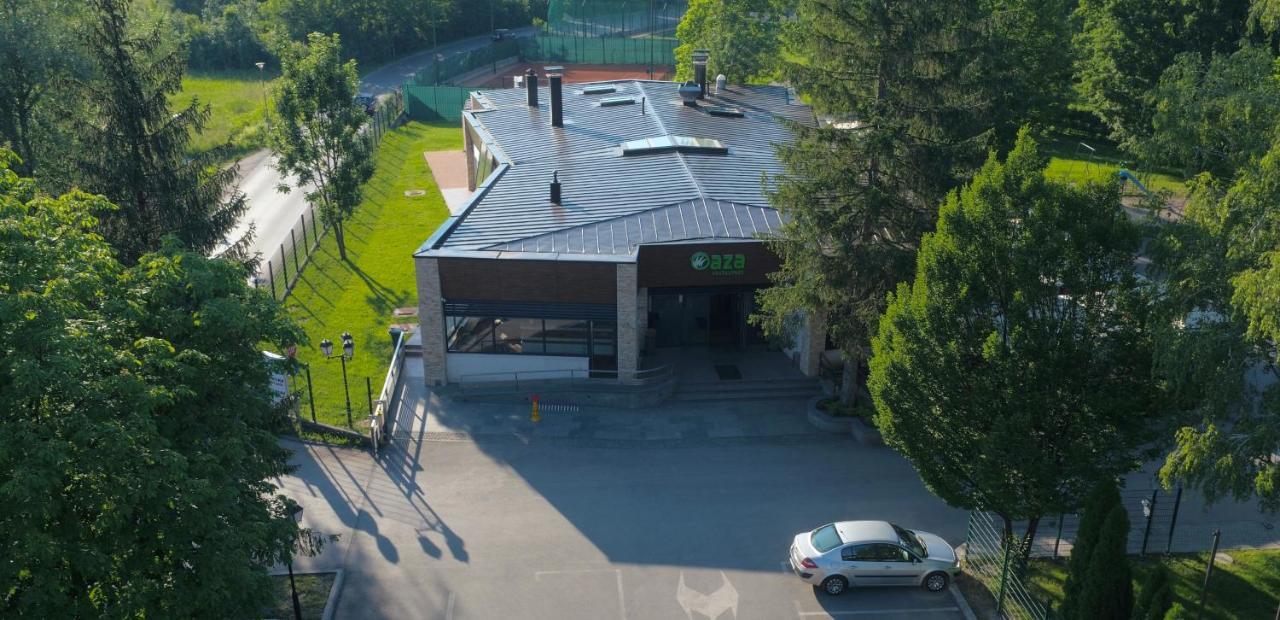 Villas And Apartments Oaza Илиджа Экстерьер фото